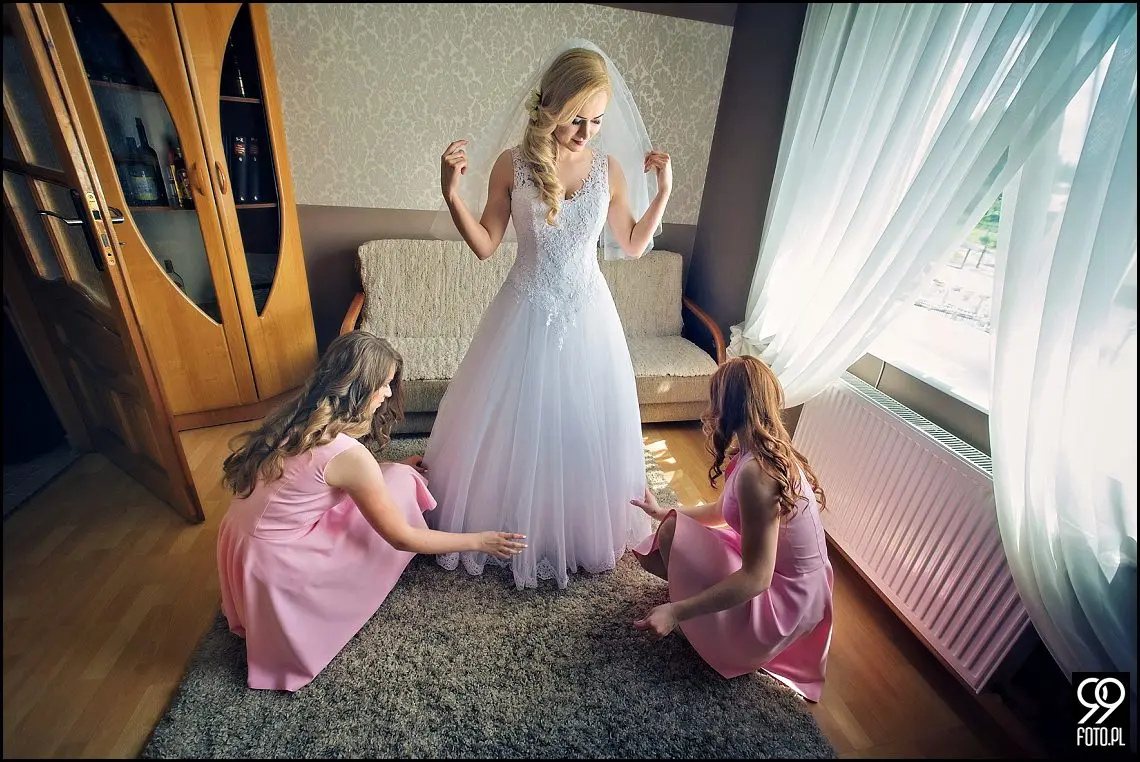 fotograf na wesele kraków,zdjęcia ślubne w domu weselnym dwór szlachecki w sieciechowicach