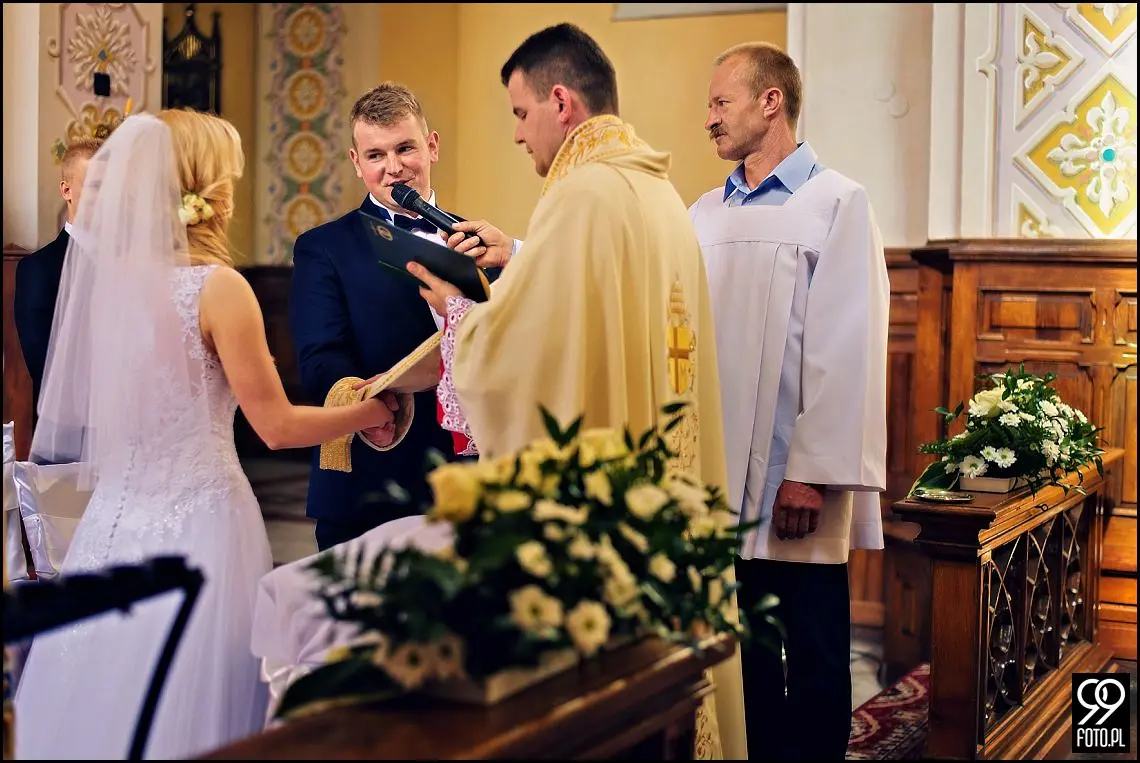 fotograf na wesele kraków,zdjęcia ślubne w domu weselnym dwór szlachecki w sieciechowicach