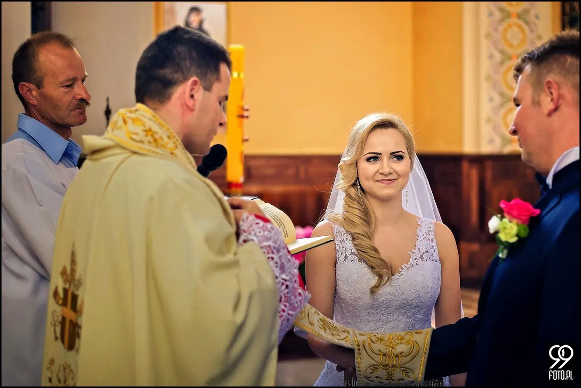 fotograf na wesele kraków,zdjęcia ślubne w domu weselnym dwór szlachecki w sieciechowicach