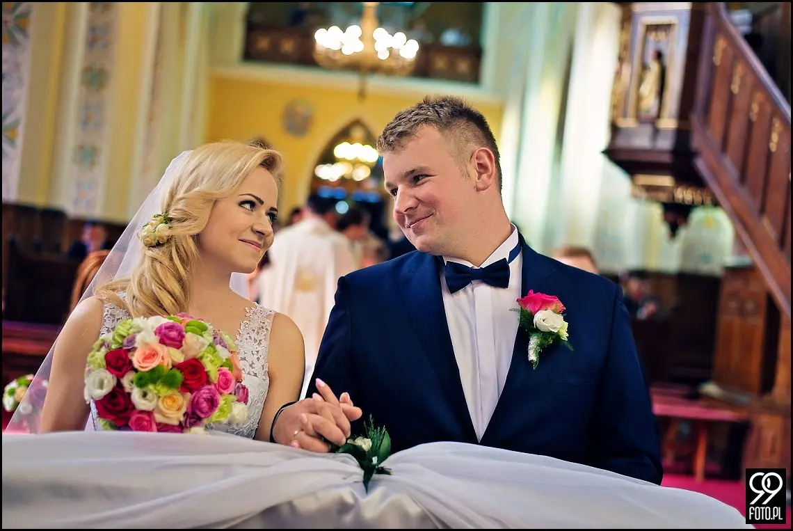fotograf na wesele kraków,zdjęcia ślubne w domu weselnym dwór szlachecki w sieciechowicach