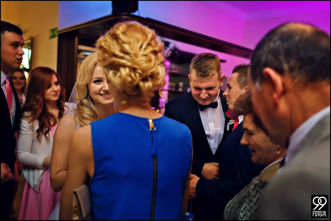 fotograf na wesele kraków,zdjęcia ślubne w domu weselnym dwór szlachecki w sieciechowicach