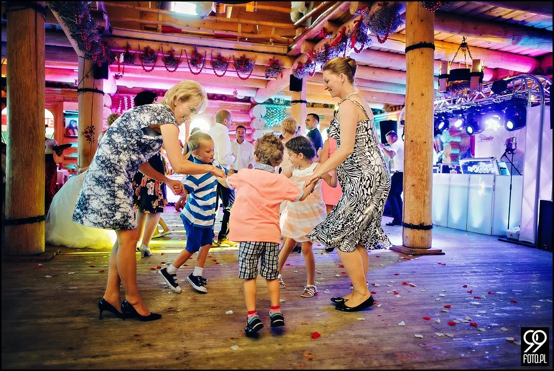 skansen smaków Kryspinów, ślub nad zalewem, fotograf ślubny