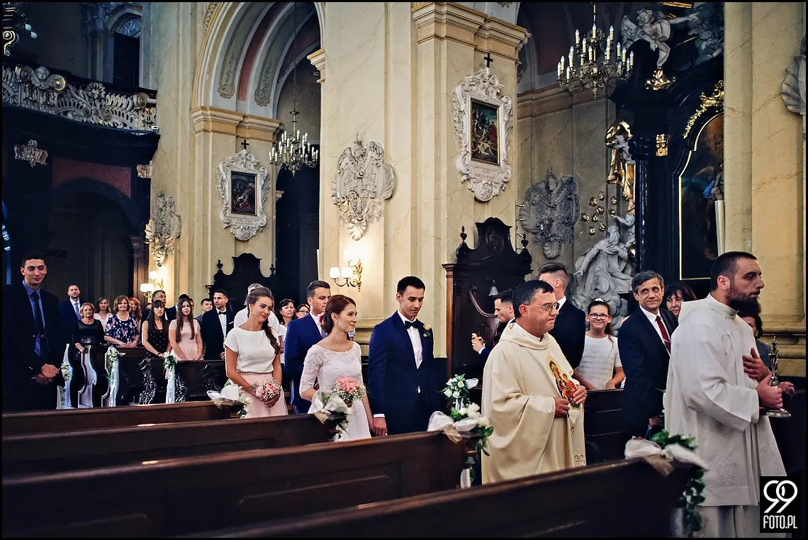 reportaż ślubny kraków,zdjęcia ślubne szafran zagacie