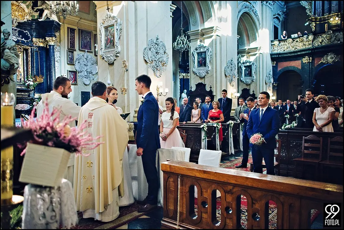 reportaż ślubny kraków,zdjęcia ślubne szafran zagacie