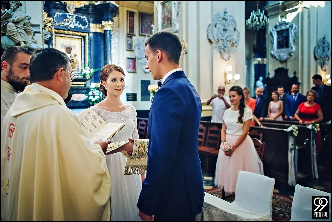 reportaż ślubny kraków,zdjęcia ślubne szafran zagacie