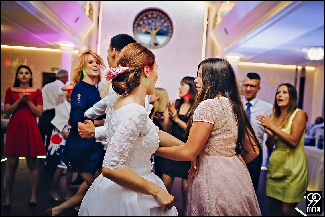 reportaż ślubny kraków,zdjęcia ślubne szafran zagacie