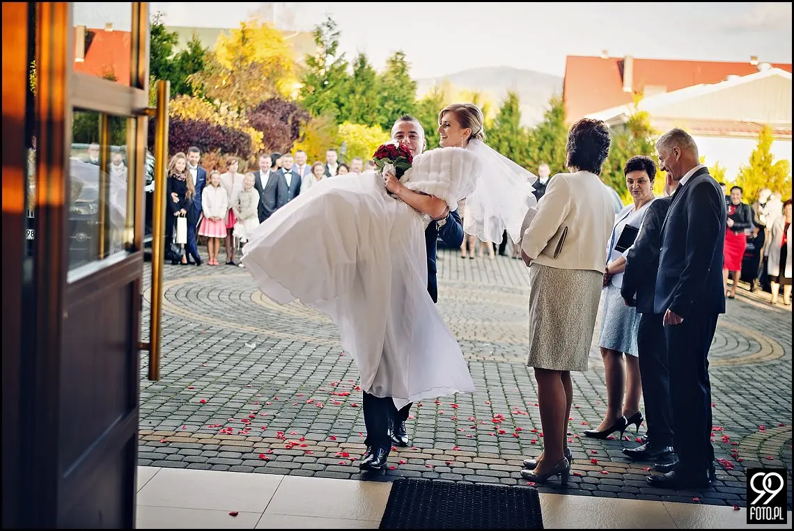 reportaż ślubny jordanów,fotograf na wesele jordanów