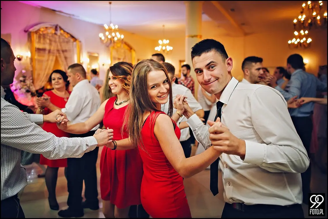 reportaż ślubny jordanów,fotograf na wesele jordanów