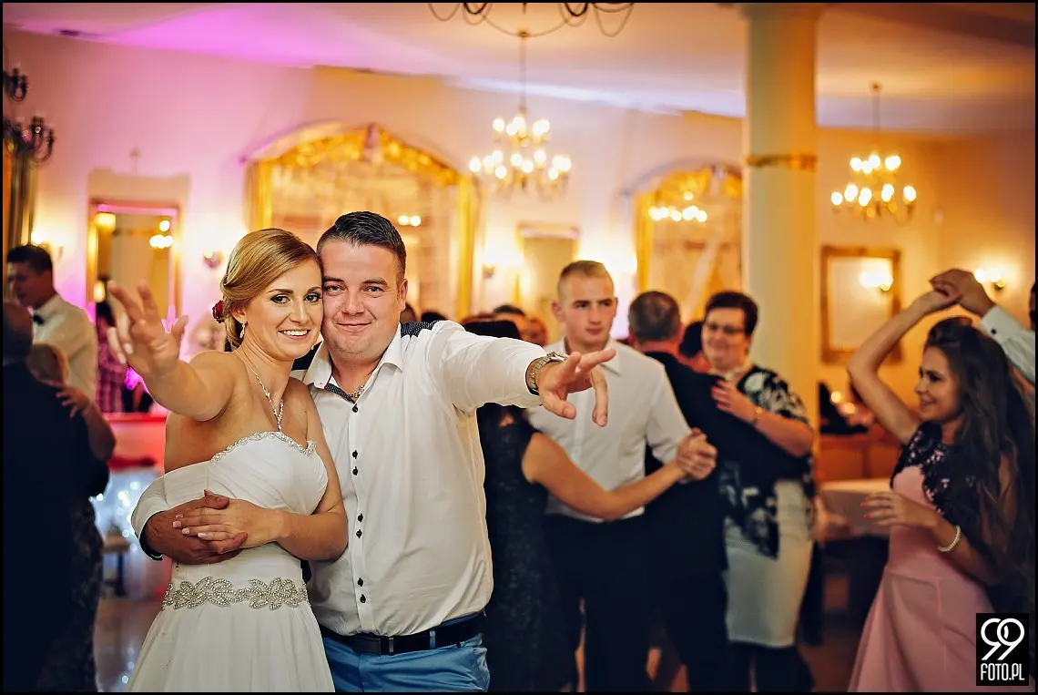reportaż ślubny jordanów,fotograf na wesele jordanów