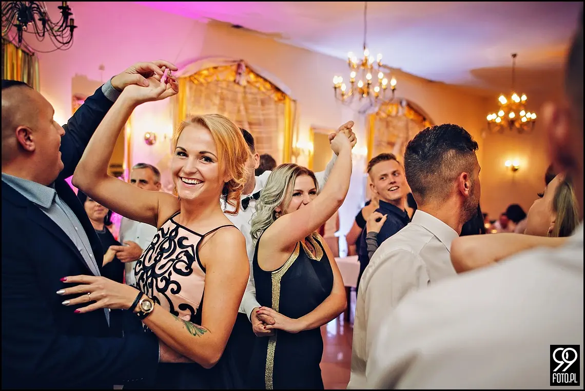 reportaż ślubny jordanów,fotograf na wesele jordanów
