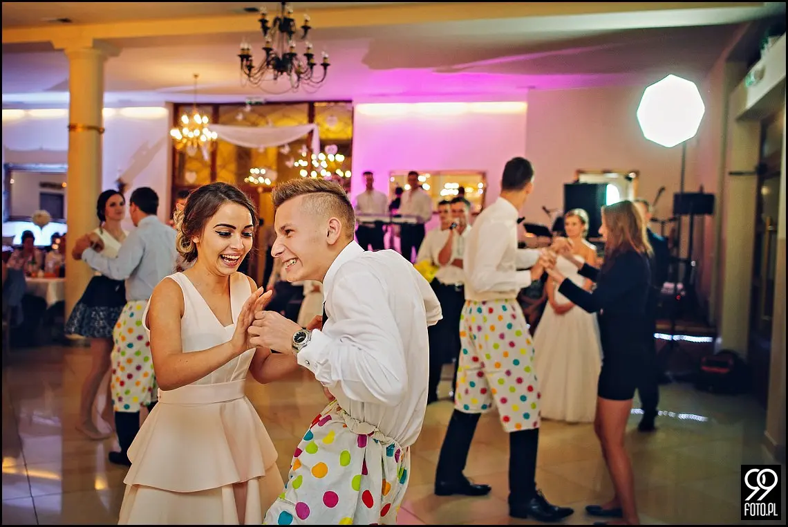 reportaż ślubny jordanów,fotograf na wesele jordanów
