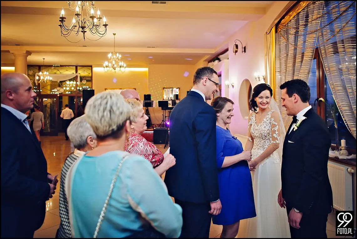 reportaż ślubny jordanów,zdjęcia ślubne restauracja dworek fantazja