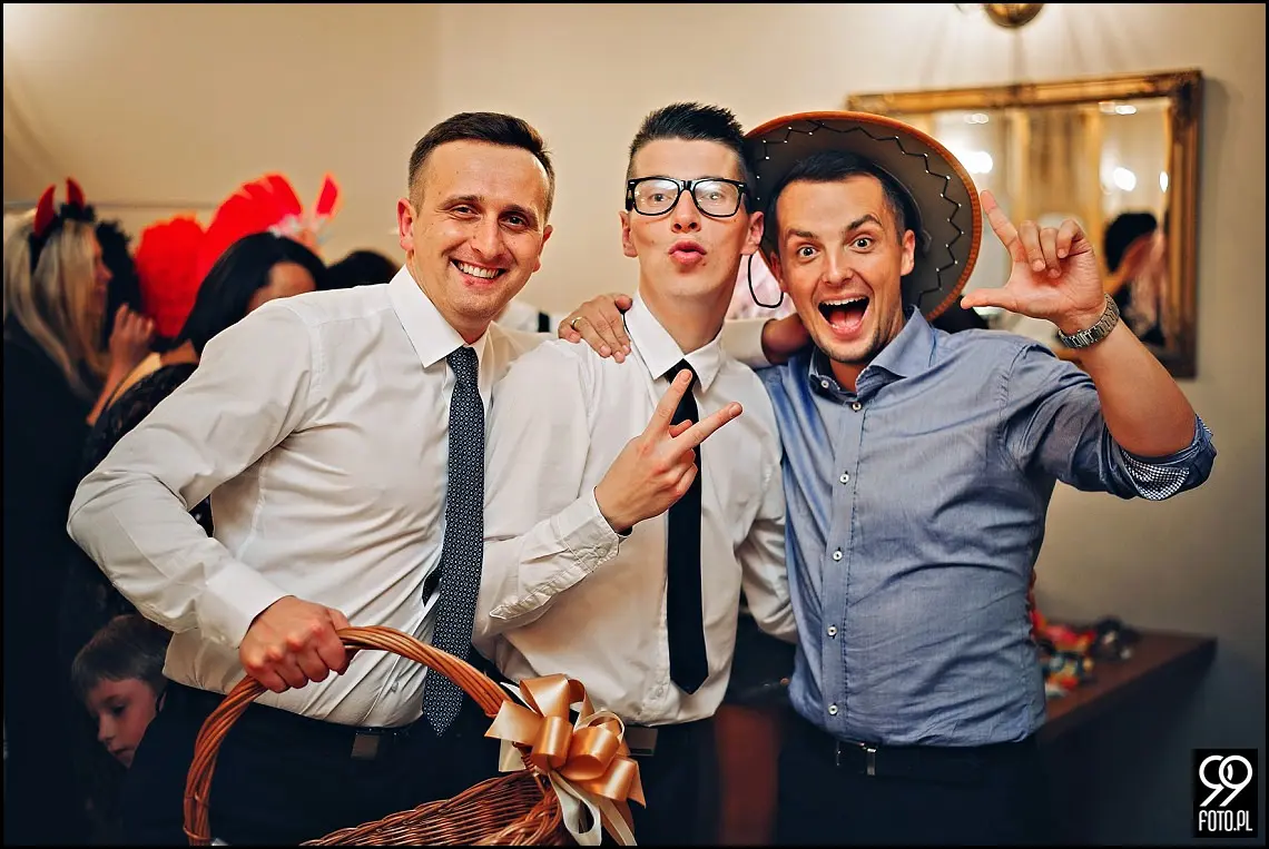 reportaż ślubny jordanów,zdjęcia ślubne restauracja dworek fantazja