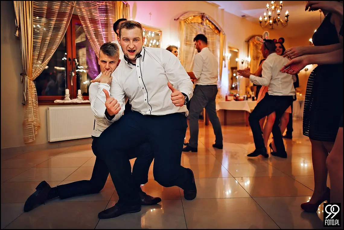 reportaż ślubny jordanów,zdjęcia ślubne restauracja dworek fantazja