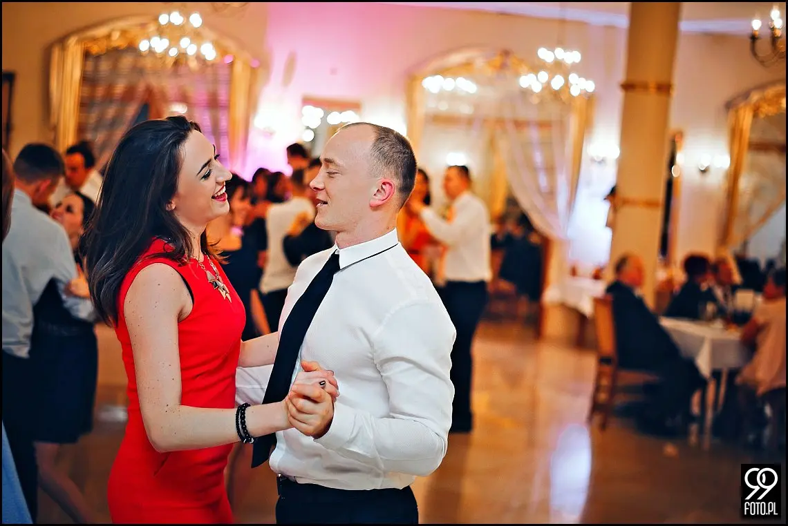 reportaż ślubny jordanów,zdjęcia ślubne restauracja dworek fantazja