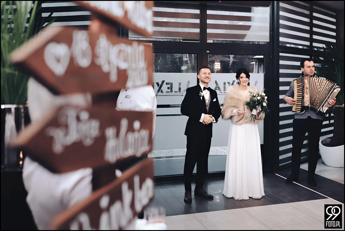 alexia ochojno, nowoczesna sala weselna, ślub w mogilanach, fotograf na wesele dobczyce