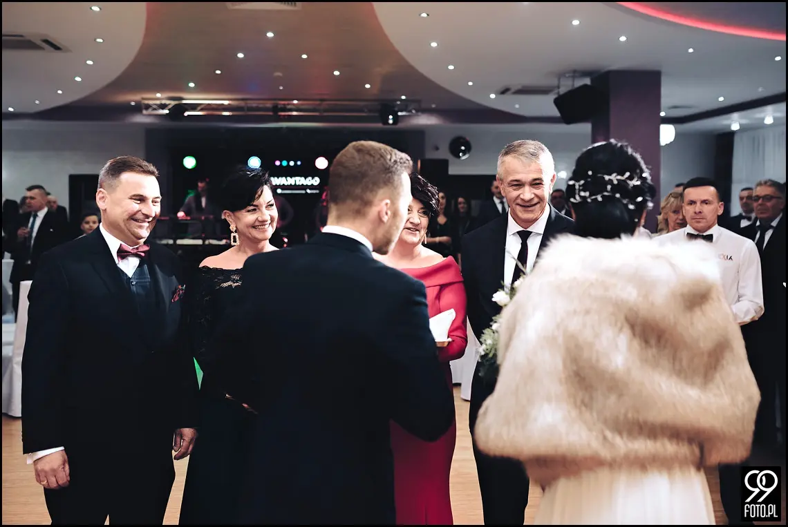 alexia ochojno, nowoczesna sala weselna, ślub w mogilanach, fotograf na wesele dobczyce