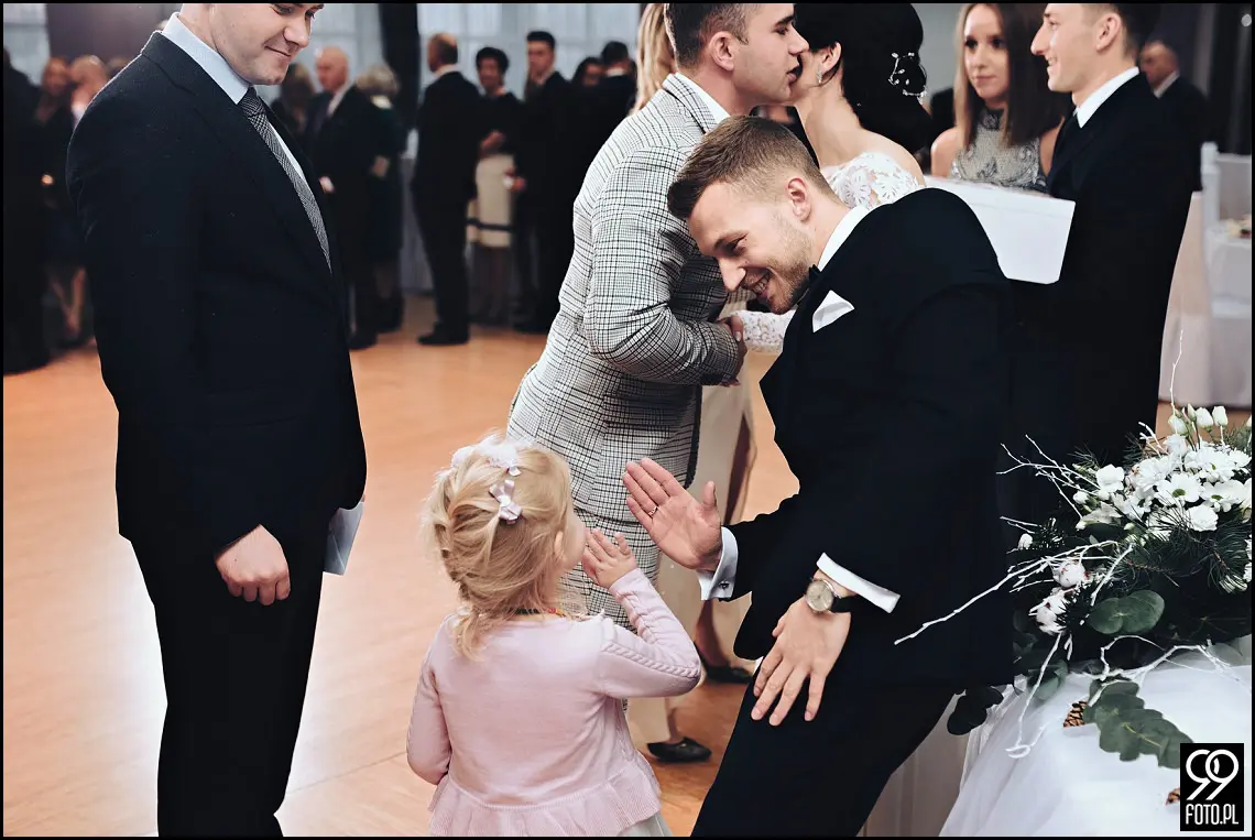 alexia ochojno, nowoczesna sala weselna, ślub w mogilanach, fotograf na wesele dobczyce
