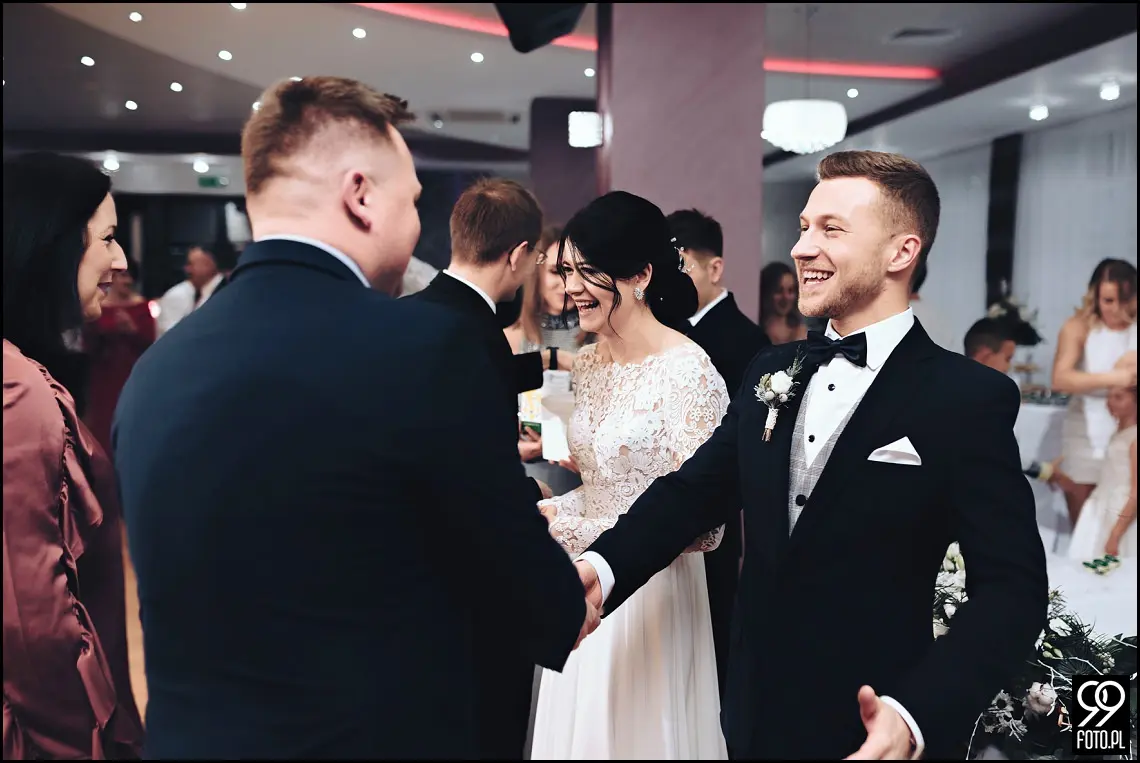 alexia ochojno, nowoczesna sala weselna, ślub w mogilanach, fotograf na wesele dobczyce