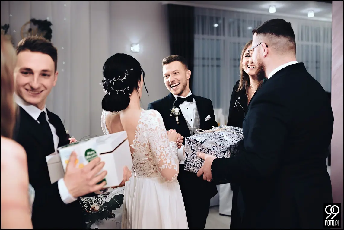 alexia ochojno, nowoczesna sala weselna, ślub w mogilanach, fotograf na wesele dobczyce