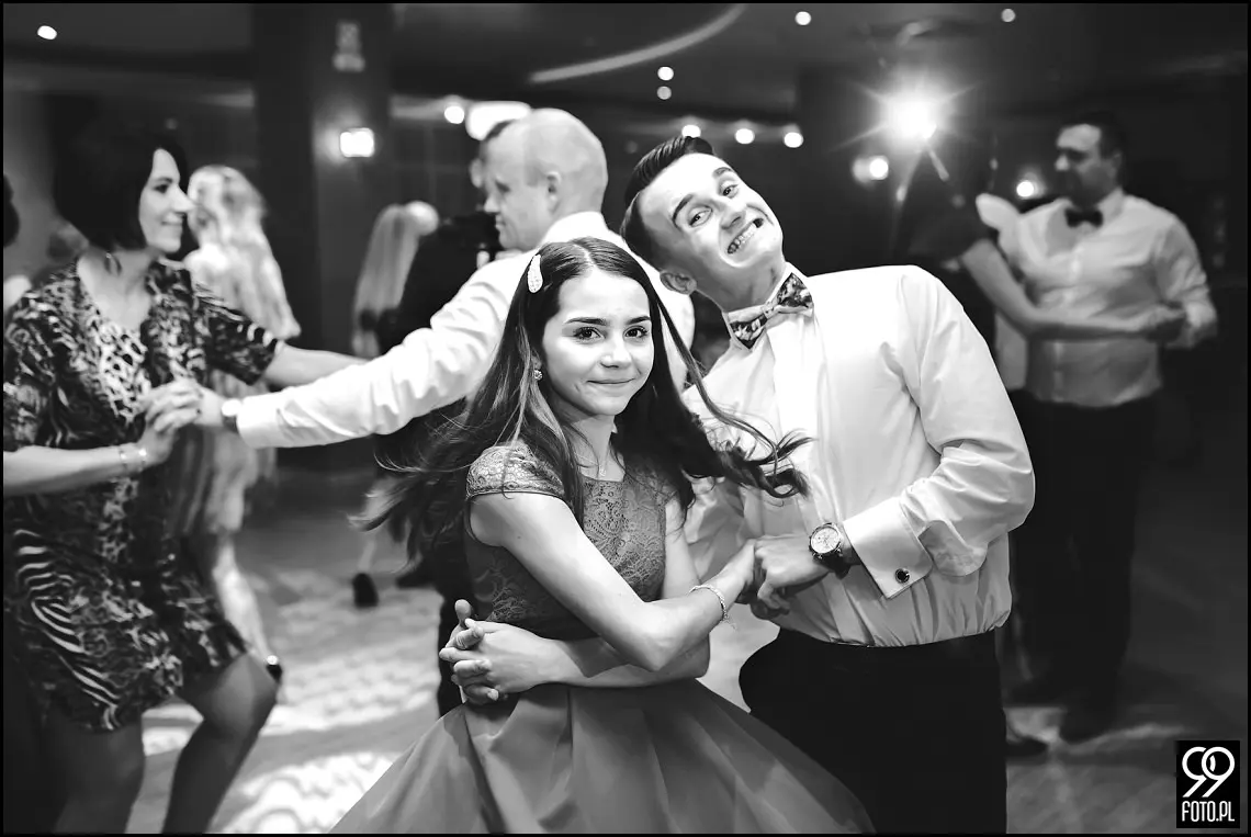 alexia ochojno, nowoczesna sala weselna, ślub w mogilanach, fotograf na wesele dobczyce