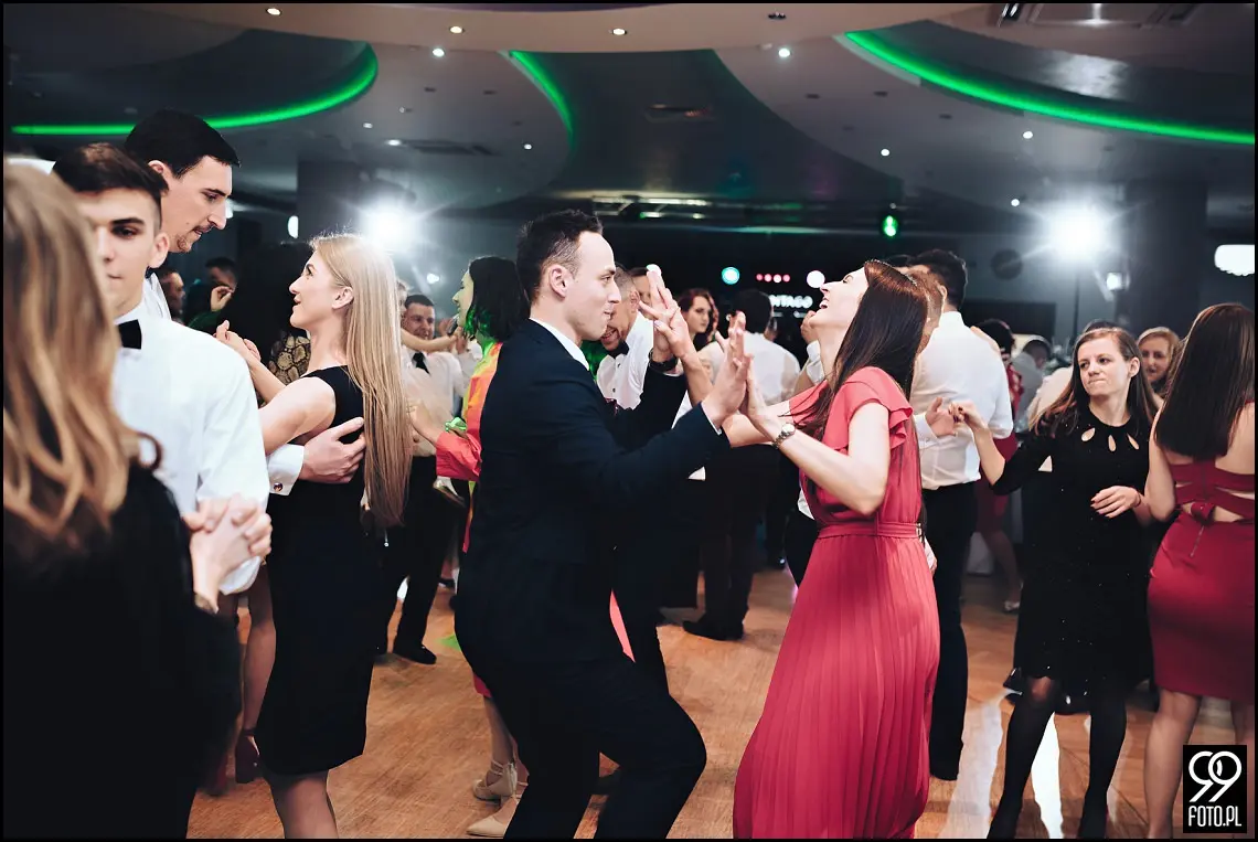 alexia ochojno, nowoczesna sala weselna, ślub w mogilanach, fotograf na wesele dobczyce