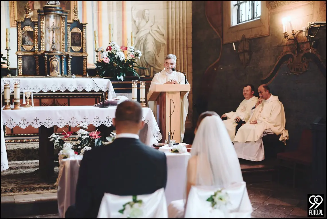 wesele w stodole, rustykalne wesele pod krakowem, folwark wiązy marszowice, ślub boho