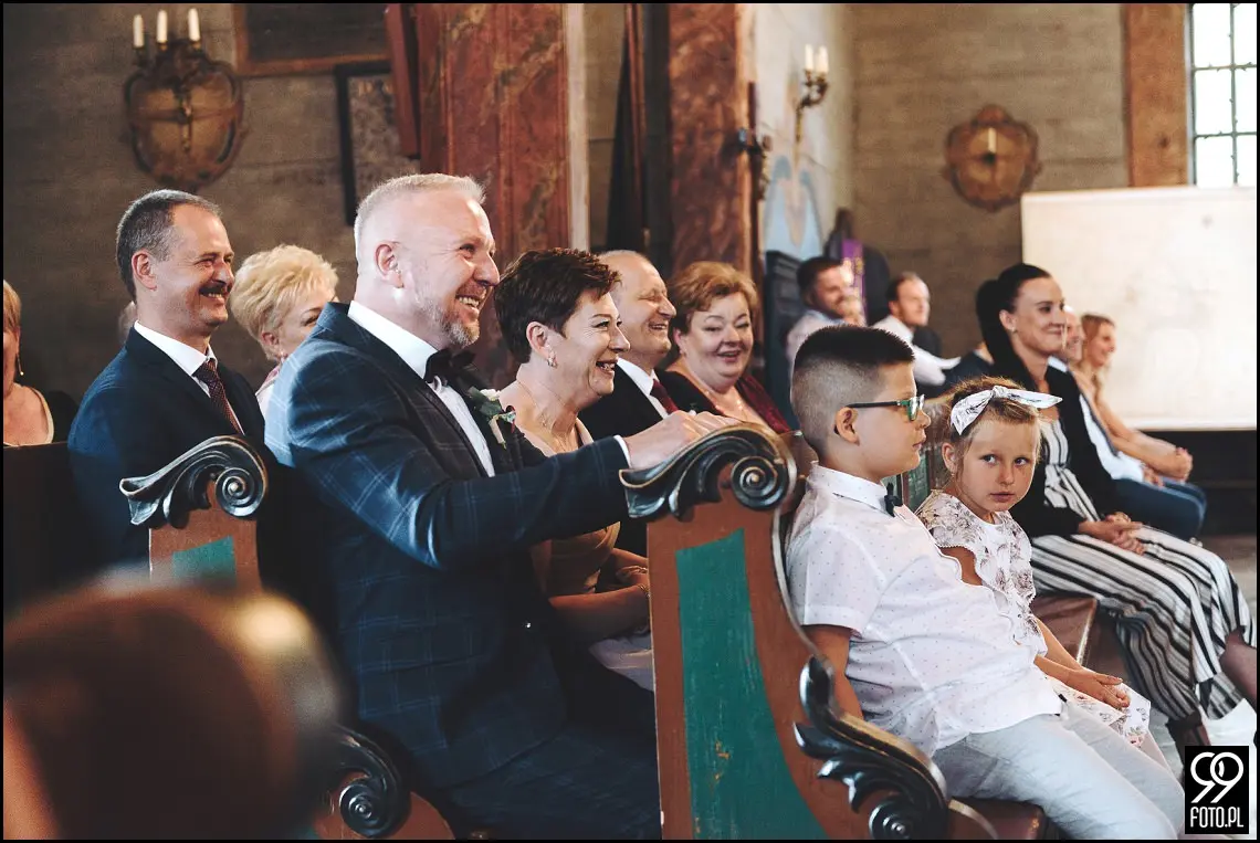 wesele w stodole, rustykalne wesele pod krakowem, folwark wiązy marszowice, ślub boho