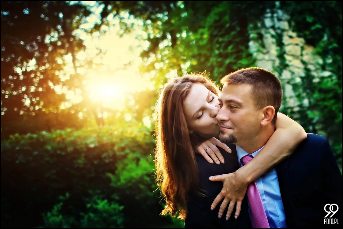 plener poślubny dwór tomaszowice,plener ślubny zamek korzkiew,zdjęcia ślubne ojców