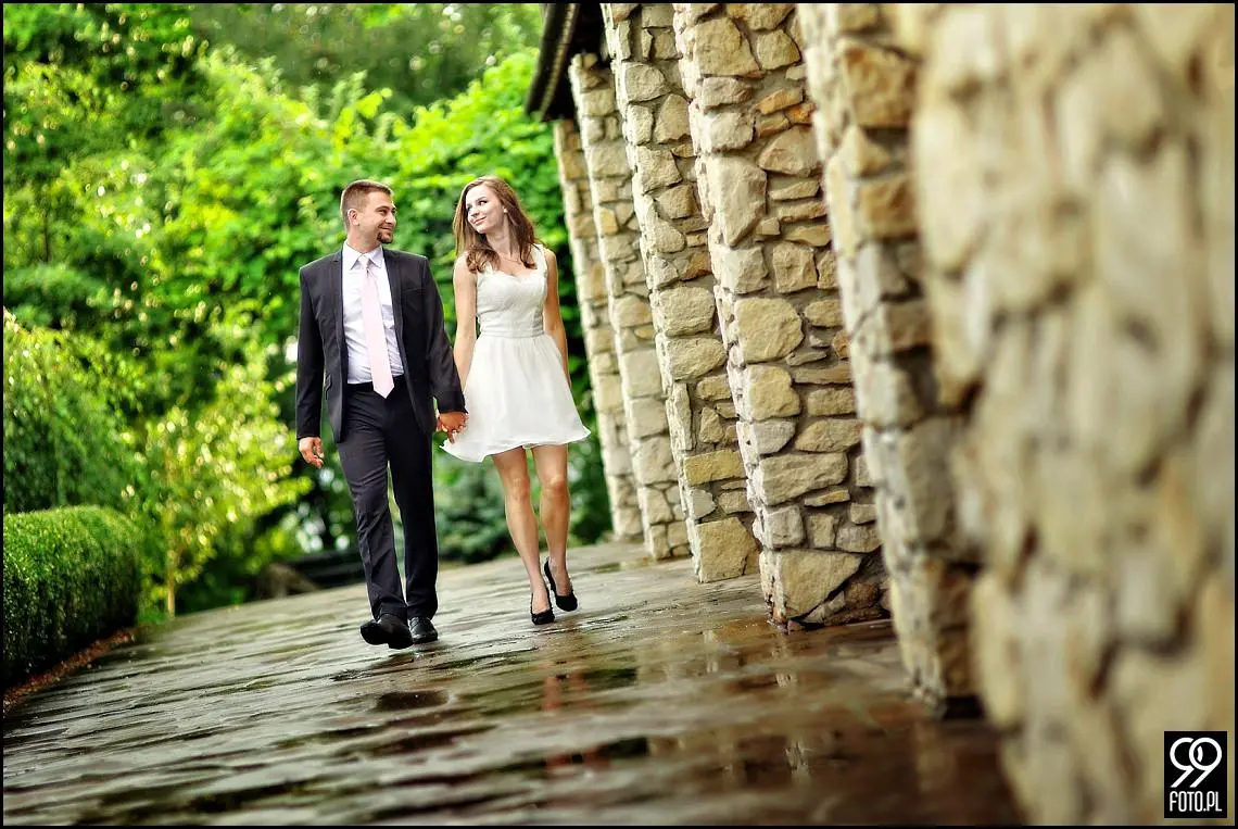 plener poślubny dwór tomaszowice,plener ślubny zamek korzkiew,zdjęcia ślubne ojców