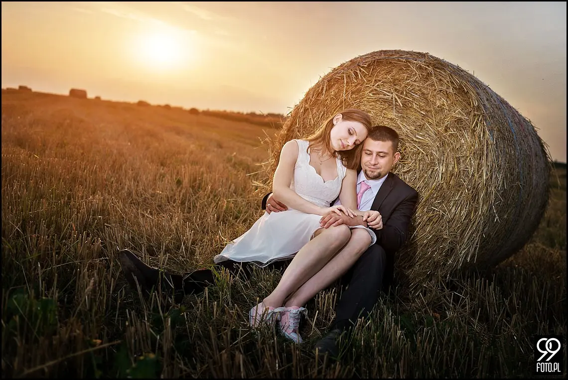 plener poślubny dwór tomaszowice,plener ślubny zamek korzkiew,zdjęcia ślubne ojców