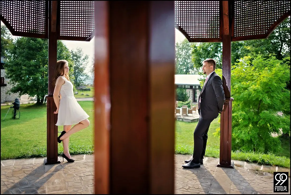 plener poślubny dwór tomaszowice,plener ślubny zamek korzkiew,zdjęcia ślubne ojców