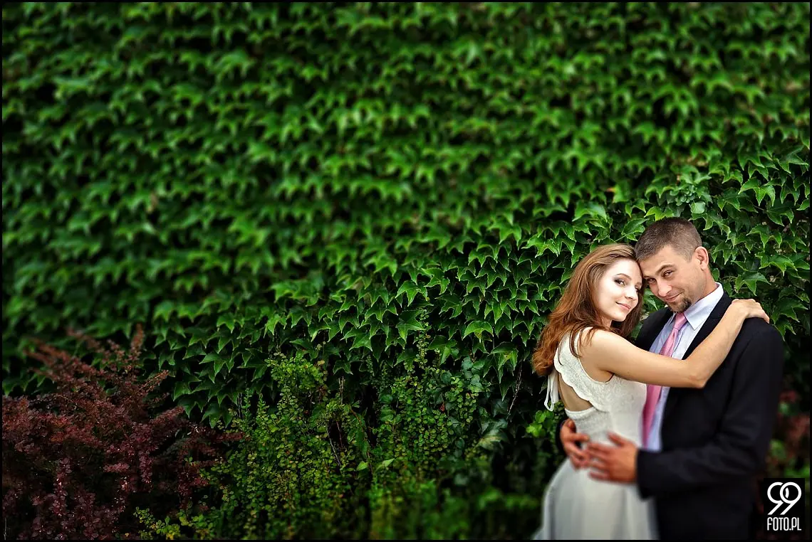 plener poślubny dwór tomaszowice,plener ślubny zamek korzkiew,zdjęcia ślubne ojców
