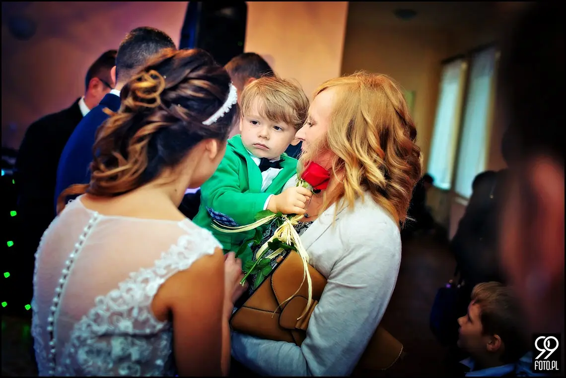 fotograf na wesele kraków,zdjęcia ślubne w restauracji zajazd polesie