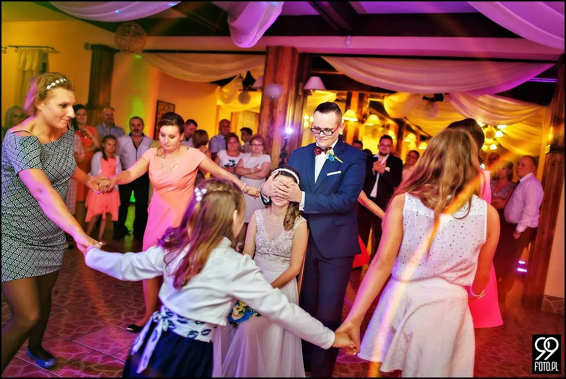 fotograf na wesele kraków,zdjęcia ślubne w restauracji zajazd polesie