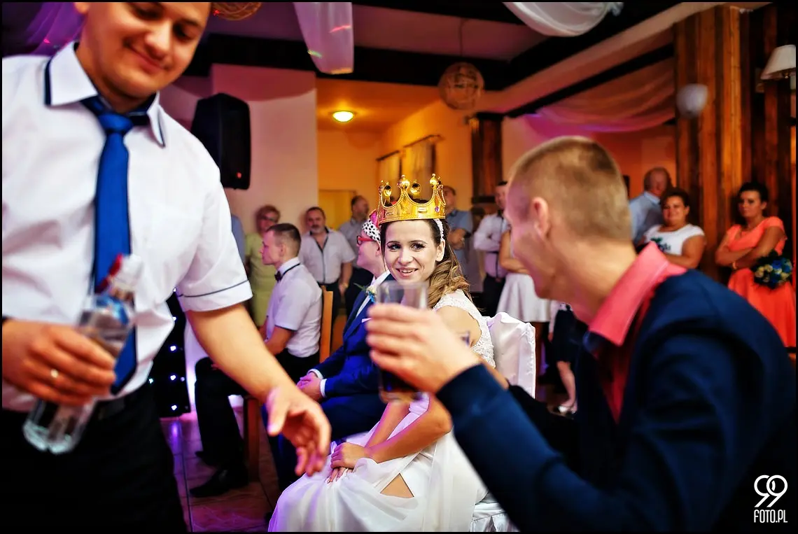 fotograf na wesele kraków,zdjęcia ślubne w restauracji zajazd polesie