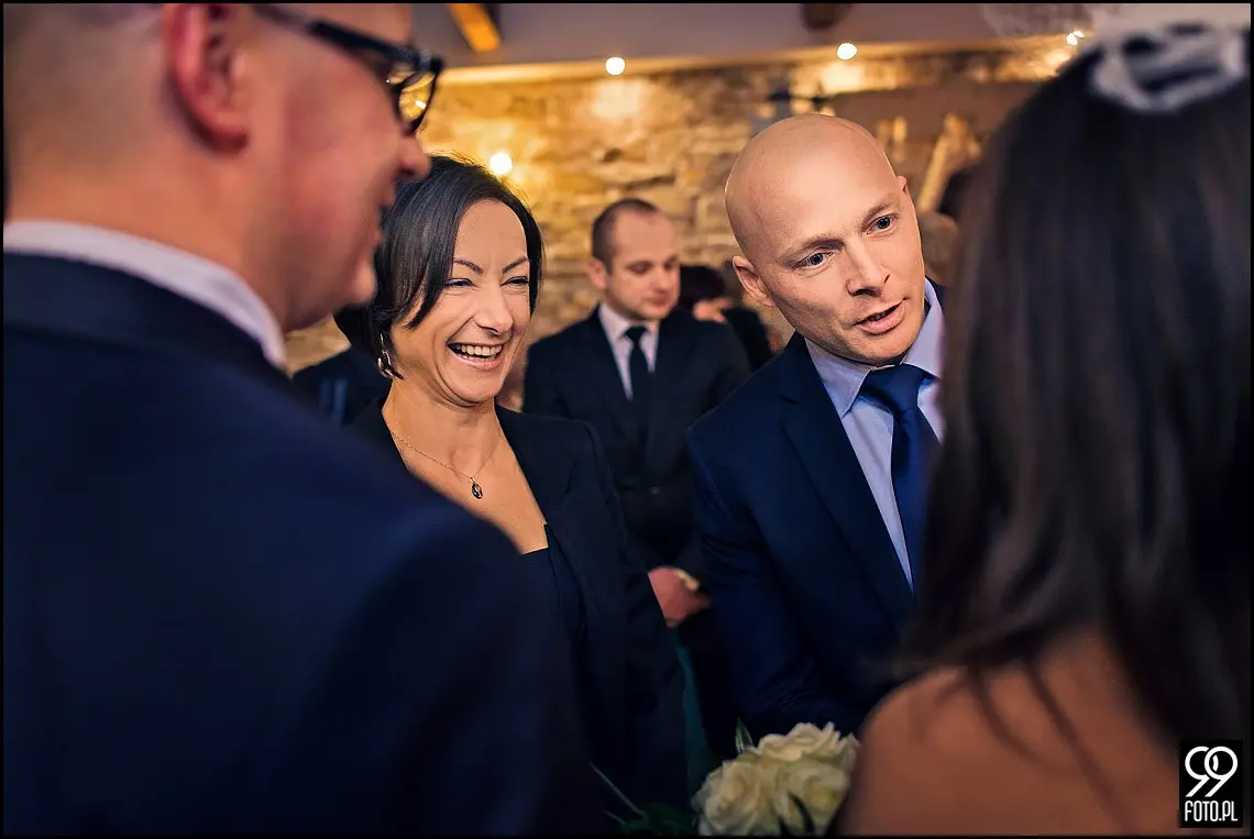 zdjęcia ślubne folwark stara winiarnia,fotograf na ślub mszana dolna,fotograf na ślub cywilny