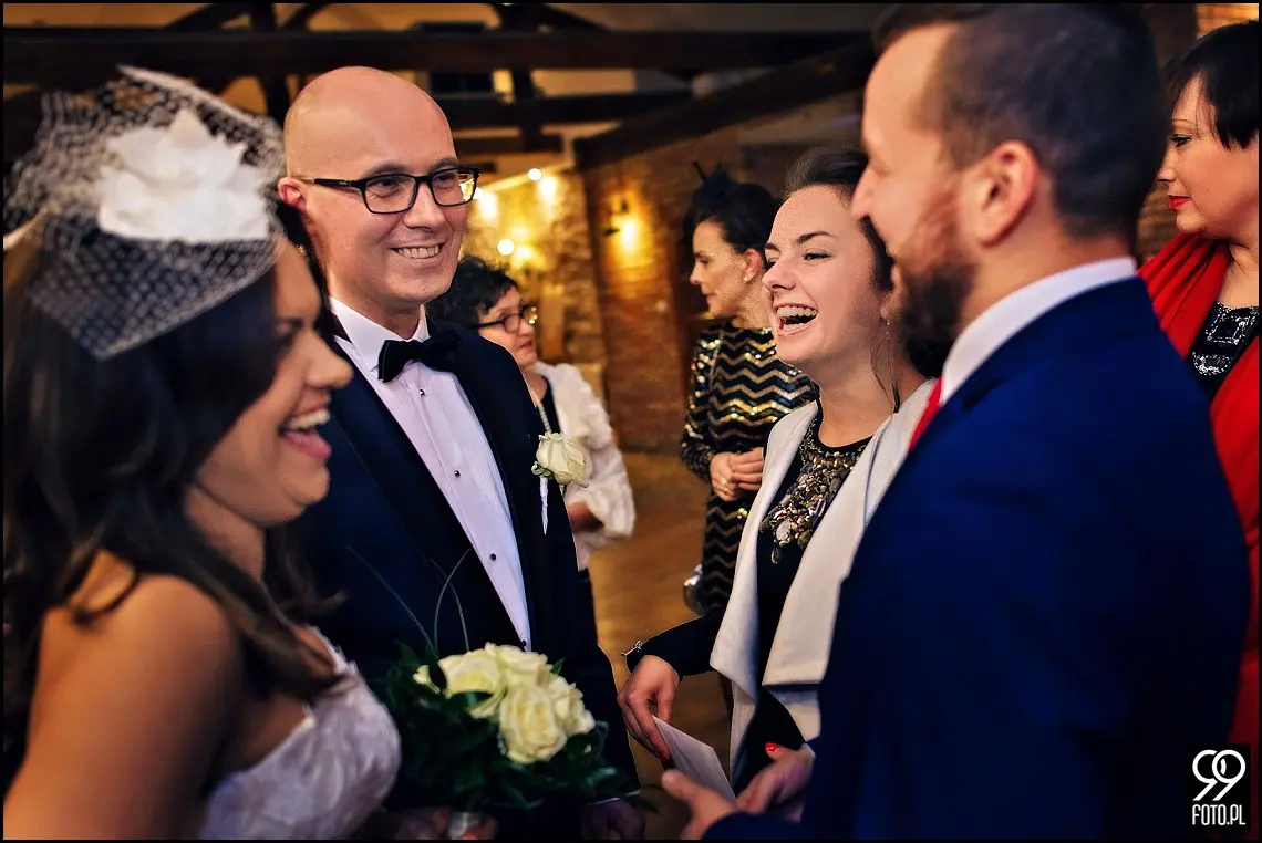 zdjęcia ślubne folwark stara winiarnia,fotograf na ślub mszana dolna,fotograf na ślub cywilny
