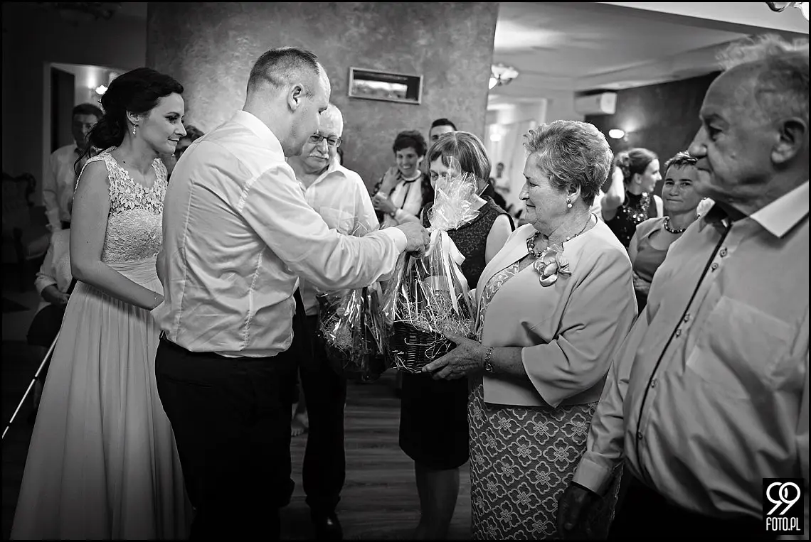 fotograf na wesele tarnów, fotograf na wesele willa podlesie, reportaż ślubny kraków