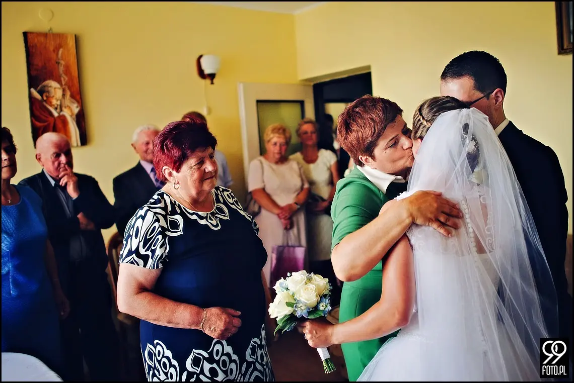 fotograf na wesele kraków,reportaż ślubny bolechowiece,dom weselny u niedźwiedzia