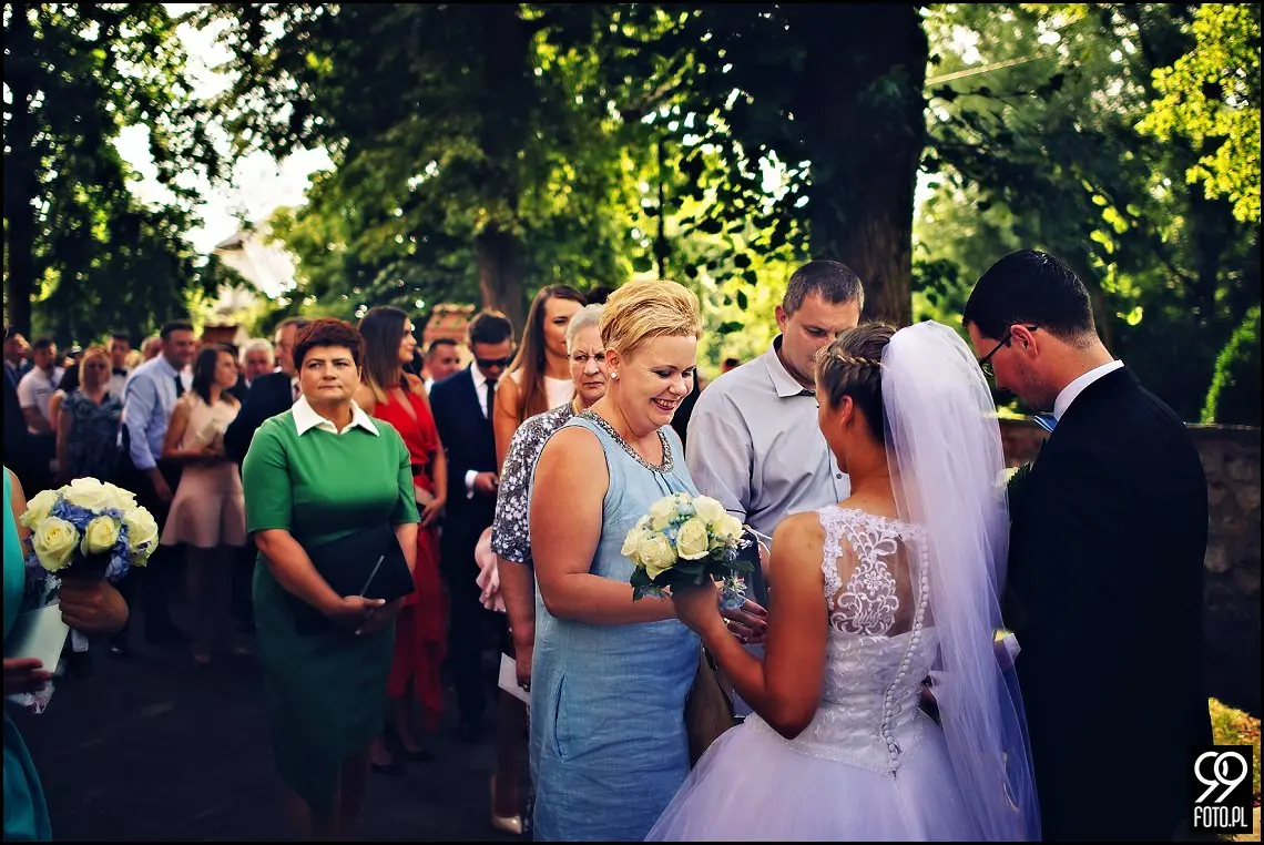 fotograf na wesele kraków,reportaż ślubny bolechowiece,dom weselny u niedźwiedzia