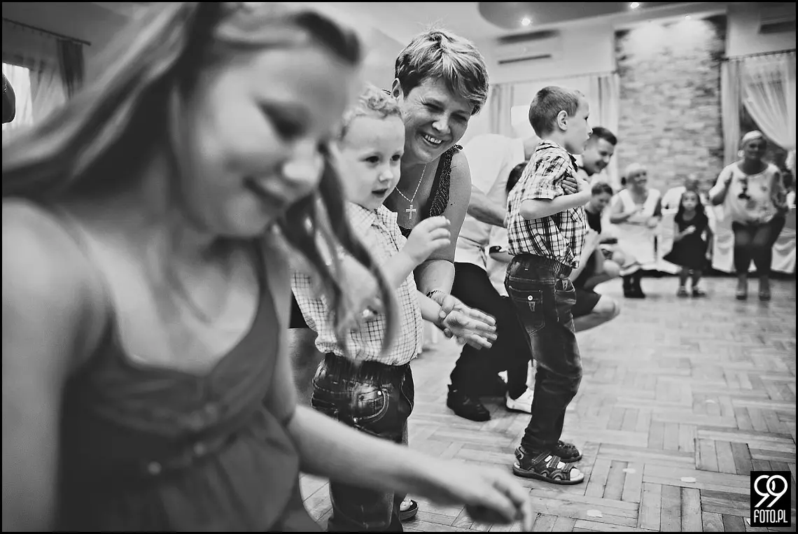 reportaż ślubny kraków,zdjęcia ślubne osp trzemeśnia