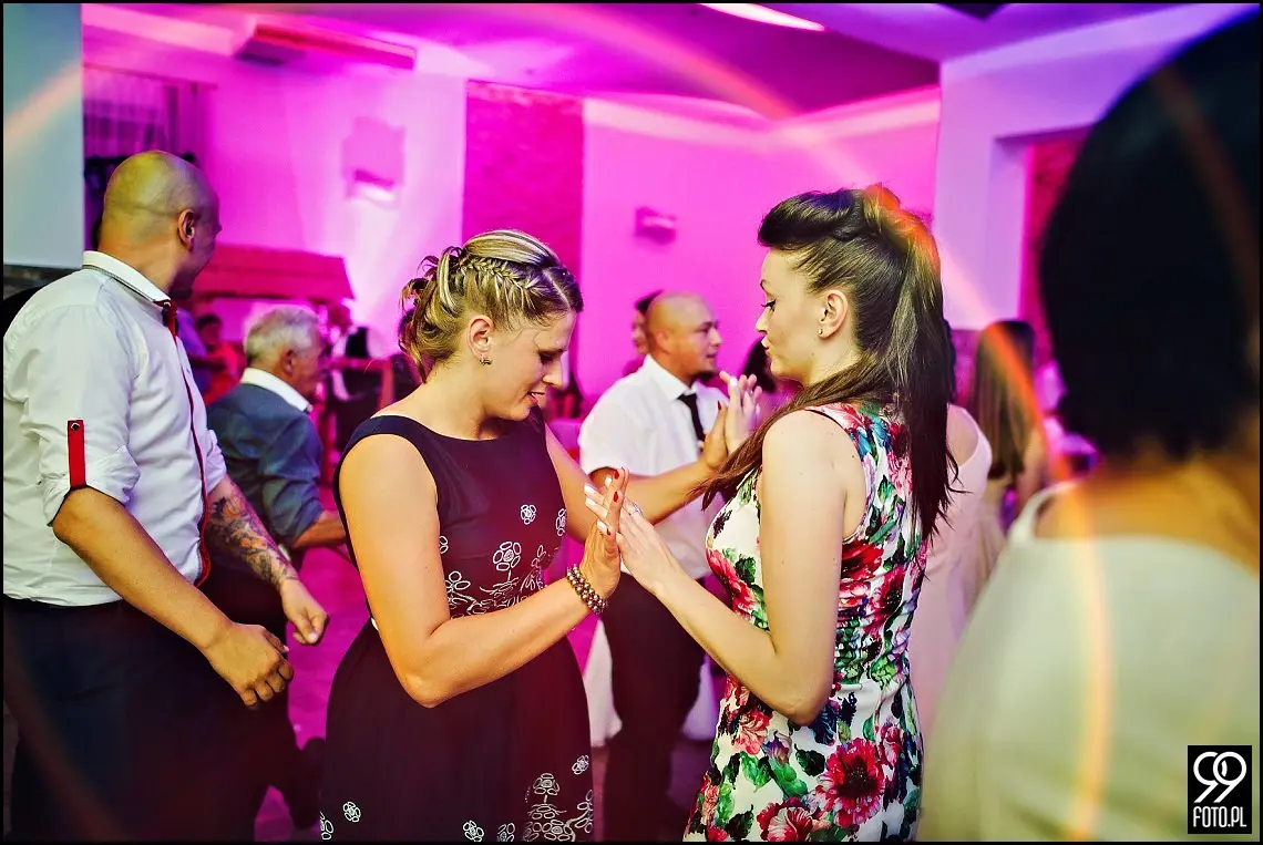 reportaż ślubny kraków,zdjęcia ślubne osp trzemeśnia