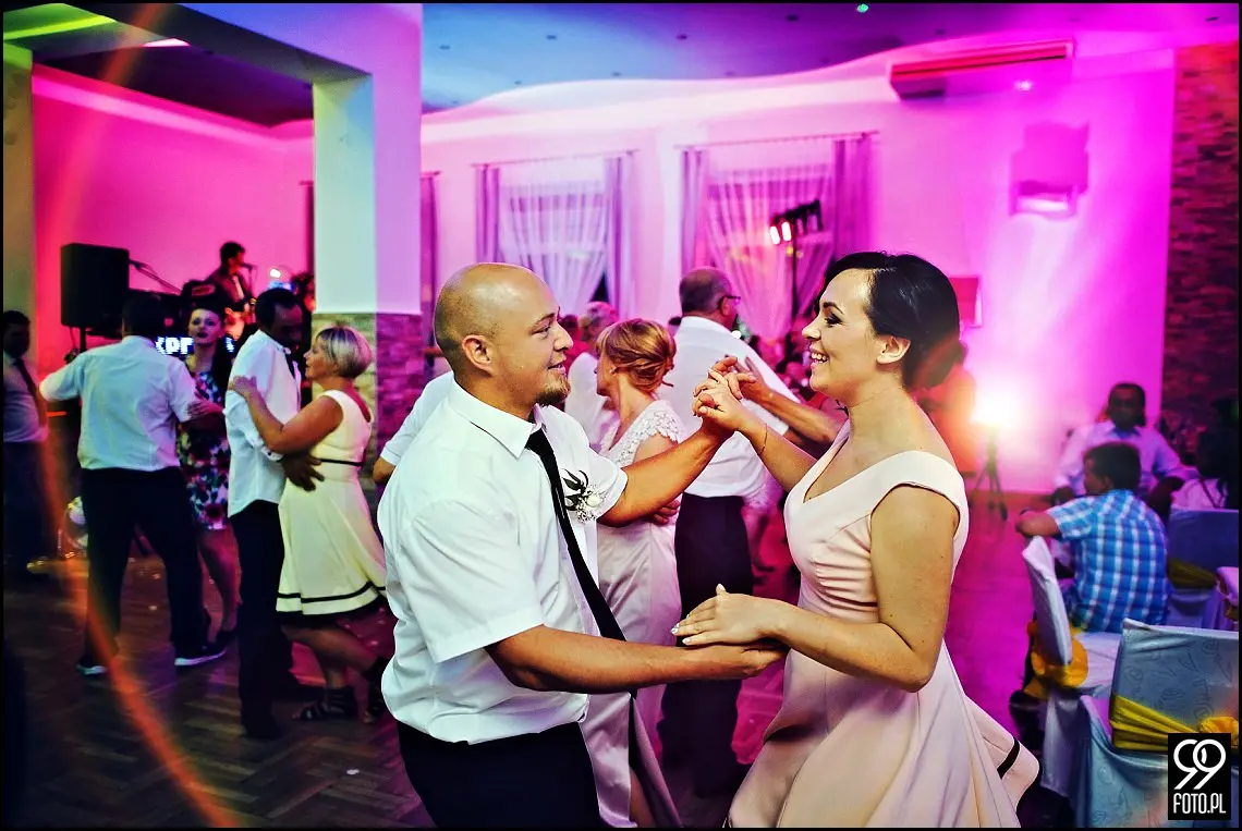 reportaż ślubny kraków,zdjęcia ślubne osp trzemeśnia