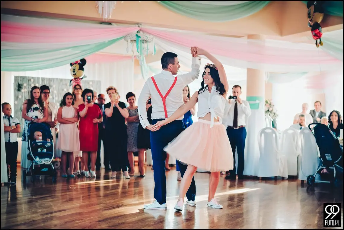 dekoracja sali weselnej,styl rustykalny,osp zawada,fotograf ślubny myślenice