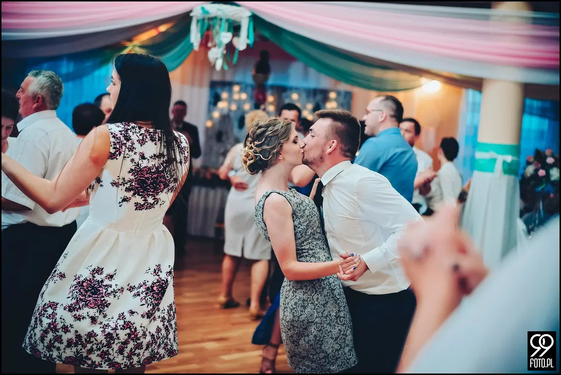 dekoracja sali weselnej,styl rustykalny,osp zawada,fotograf ślubny myślenice