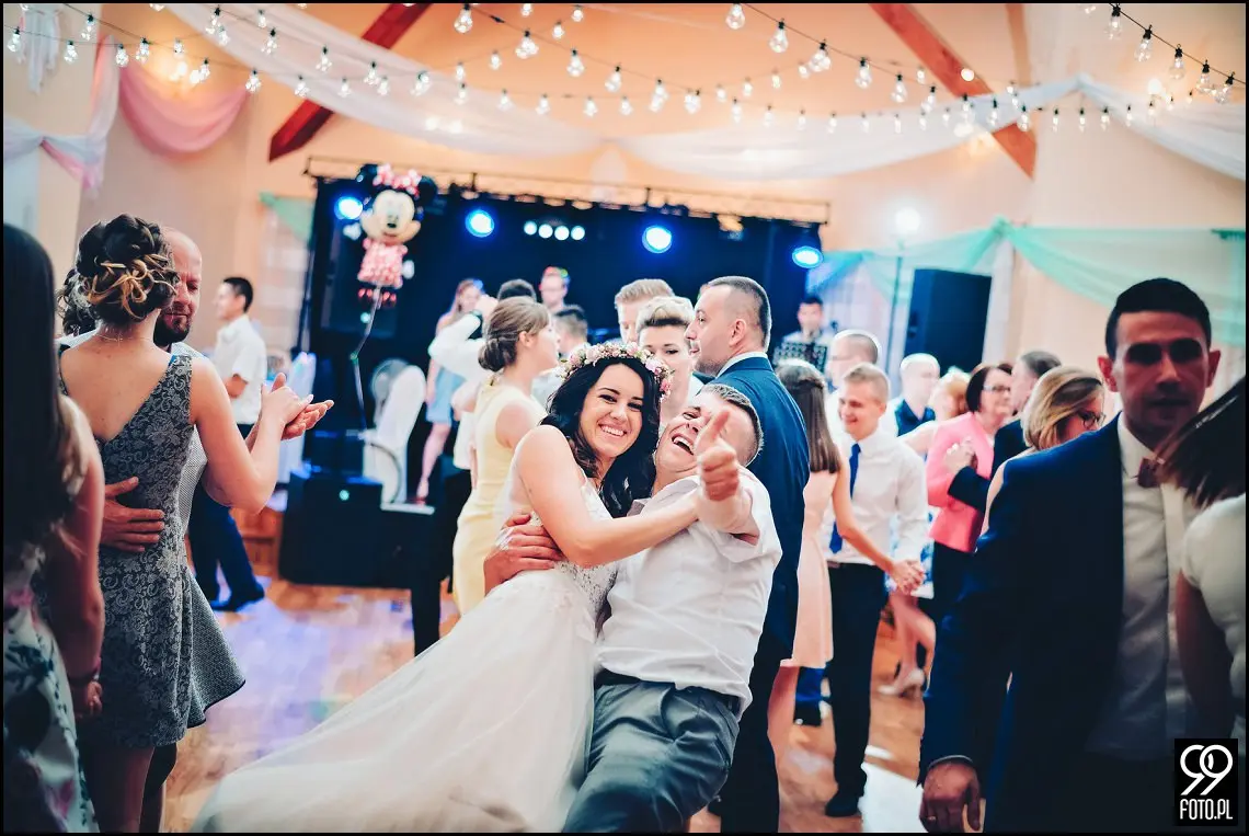 dekoracja sali weselnej,styl rustykalny,osp zawada,fotograf ślubny myślenice