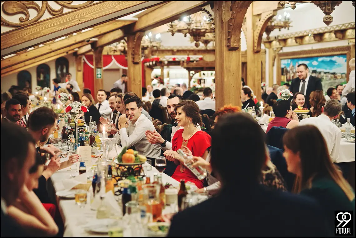 Dom weselny w Jabłonce, zdjęcia ślubne Przystań w Kabanosie, fotograf na wesele Jabłonka