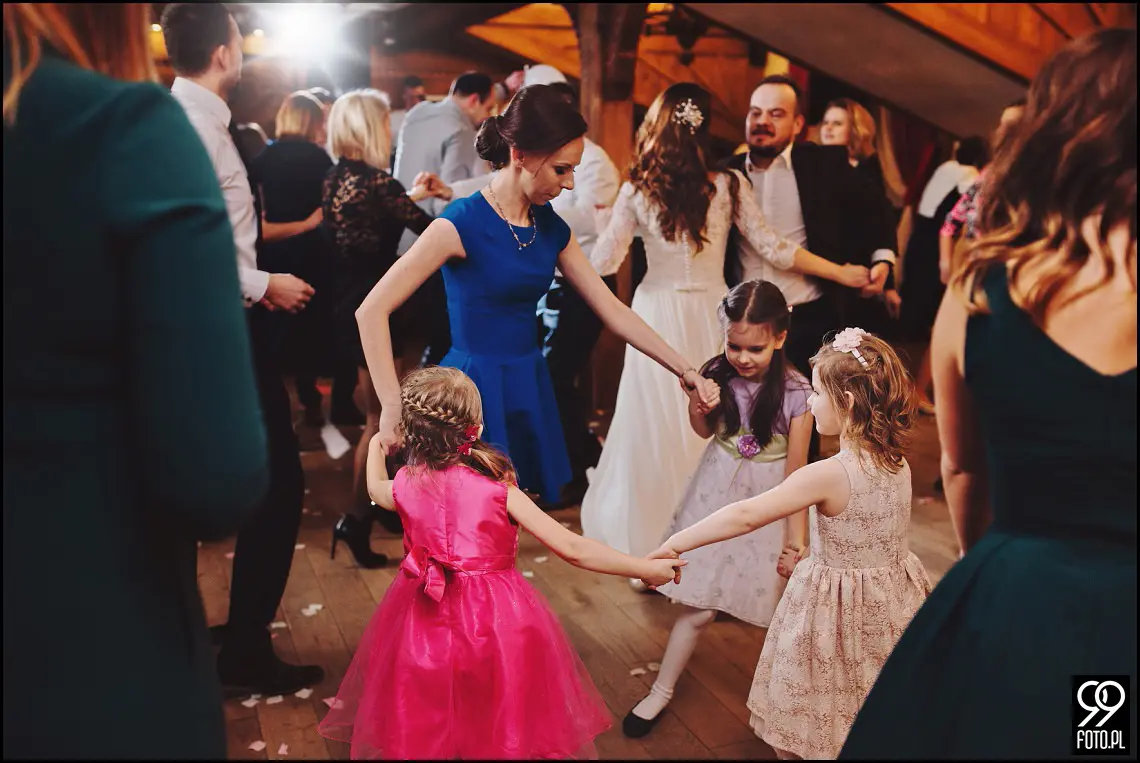 Dom weselny w Jabłonce, zdjęcia ślubne Przystań w Kabanosie, fotograf na wesele Jabłonka