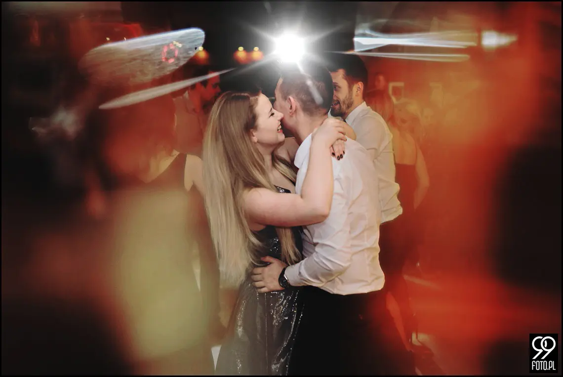 Dom weselny w Jabłonce, zdjęcia ślubne Przystań w Kabanosie, fotograf na wesele Jabłonka